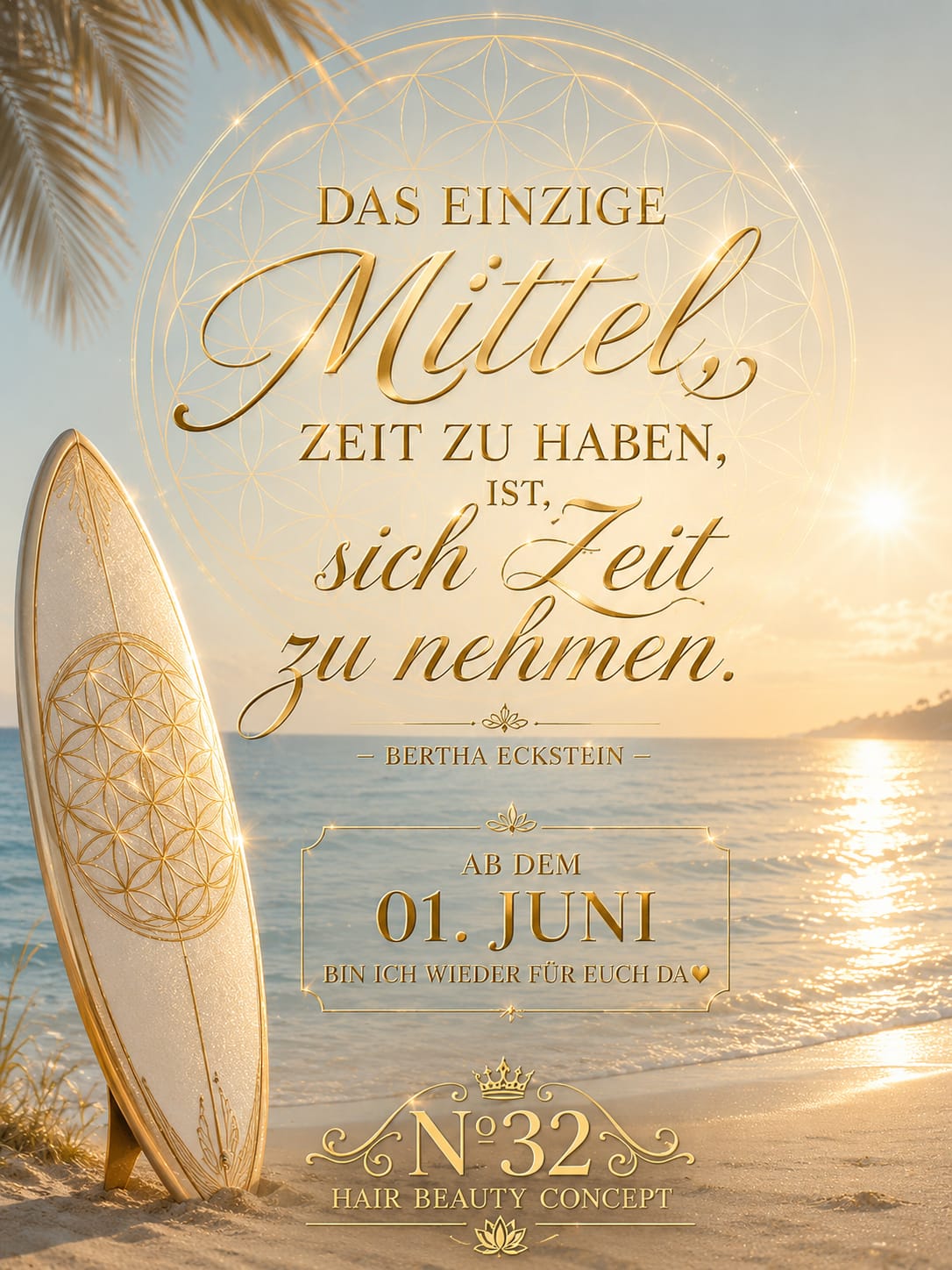 Strandszene mit Surfbrett und Sonnenuntergang am Meer, mit Spruch ‚Ab dem 01. Juni bin ich wieder für euch da'